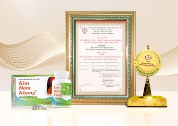 TPCN Kim Đởm Khang nhận giải thưởng Sản phẩm vàng vì sức khỏe cộng đồng 2021